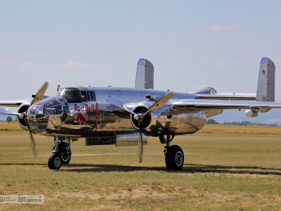 "Memorial Air Show Roudnice 2017" 2017 an der Elbe (Roudnice nad Labem), eine kleine Show mit einigen interessanten Fotos. Einige Fotos sind mit...
