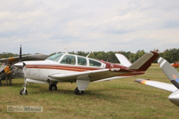 D-EHVC, Beechcraft V35B Bonanza Stearman and Friends 2023, EDOI Bienenfarm