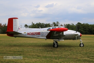 N3670B, Beechcraft E50 Twin Bonanza Stearman and Friends 2023, EDOI Bienenfarm