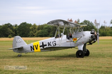 D-ENAY, Focke-Wulf FW-44 Stieglitz Stearman and Friends 2023, EDOI Bienenfarm